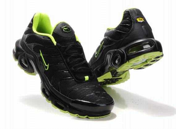 requin tn noir tn grossiste nike court tradition pas cher.JPG